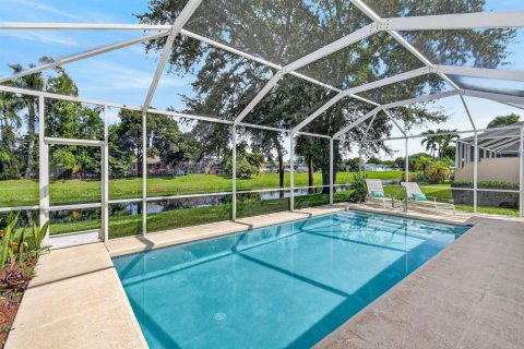 Villa ou maison à vendre à Palm Beach Gardens, Floride: 3 chambres, 144.18 m2 № 2414713 - photo 4