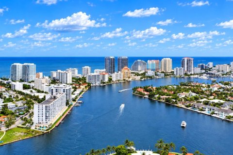 Condo in Fort Lauderdale, Florida, 2 bedrooms № 2403808 - photo 16
