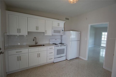 Apartamento en alquiler en Winter Park, Florida, 2 dormitorios, 107.77 m2 № 1843677 - foto 6