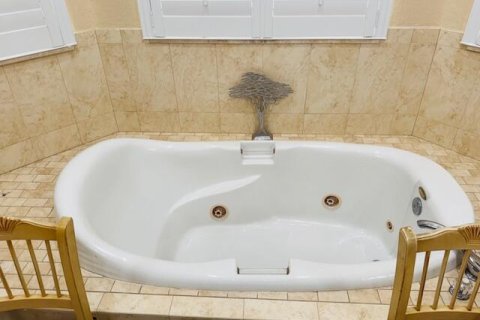 Villa ou maison à vendre à West Palm Beach, Floride: 4 chambres, 268.39 m2 № 2147049 - photo 21