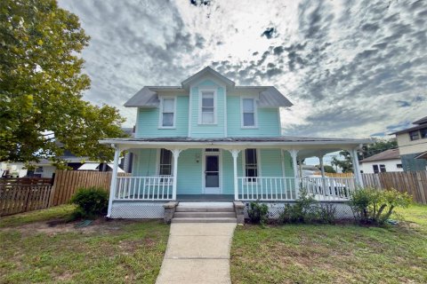 Villa ou maison à Eustis, Floride 3 chambres, 161.46 m2 № 2351610