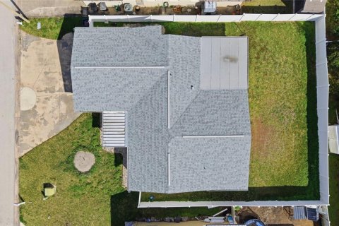 House in New Port Richey, Florida 3 bedrooms, 131.92 sq.m. № 2230116 - photo 30