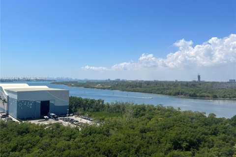 Copropriété à louer à Sunny Isles Beach, Floride: 2 chambres, 126.07 m2 № 2028360 - photo 22