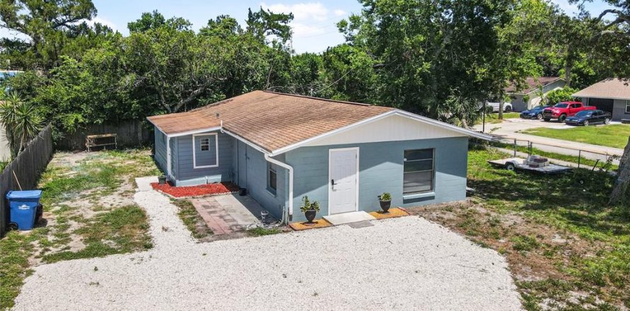 House in Daytona Beach, Florida 3 bedrooms, 89.74 sq.m. № 1799995