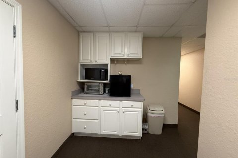 Immobilier commercial à louer à Ocala, Floride № 2156572 - photo 5