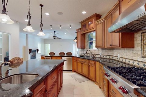 House in Vero Beach, Florida 5 bedrooms, 379.88 sq.m. № 1614834 - photo 20