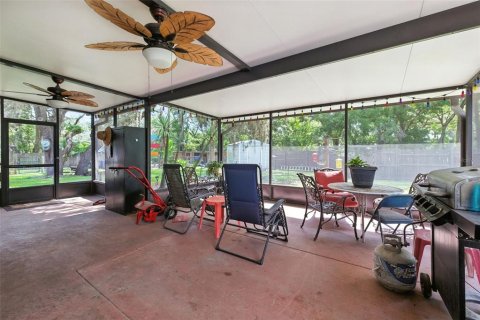 Casa en venta en Zephyrhills, Florida, 2 dormitorios, 110 m2 № 1833392 - foto 18