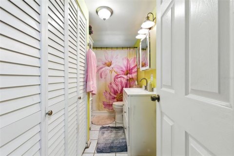 Casa en venta en Zephyrhills, Florida, 2 dormitorios, 110 m2 № 1833392 - foto 14