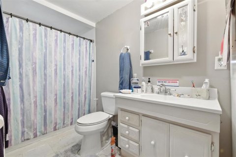 Casa en venta en Zephyrhills, Florida, 2 dormitorios, 110 m2 № 1833392 - foto 12