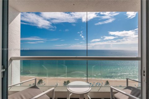 Studio à Condo à Fort Lauderdale, Floride  № 2081380