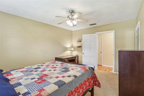House in Winter Haven, Florida 3 bedrooms, 182.46 sq.m. № 1845277 - photo 14
