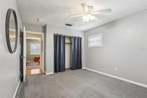 House in Winter Haven, Florida 3 bedrooms, 182.46 sq.m. № 1845277 - photo 17