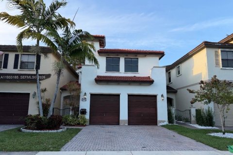 Villa ou maison à louer à Cutler Bay, Floride: 4 chambres, 204.48 m2 № 1991914 - photo 18