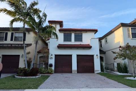 Villa ou maison à louer à Cutler Bay, Floride: 4 chambres, 204.48 m2 № 1991914 - photo 19