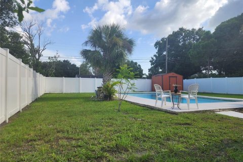House in Saint Petersburg, Florida 2 bedrooms, 77.67 sq.m. № 1853058 - photo 12