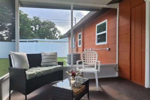 House in Saint Petersburg, Florida 2 bedrooms, 77.67 sq.m. № 1853058 - photo 21