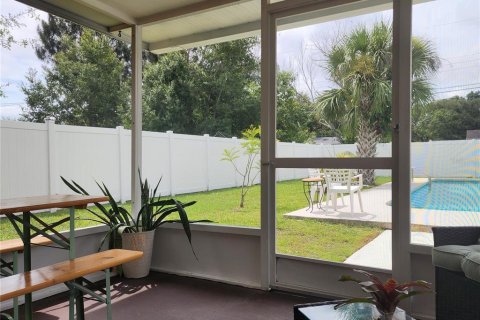 House in Saint Petersburg, Florida 2 bedrooms, 77.67 sq.m. № 1853058 - photo 22
