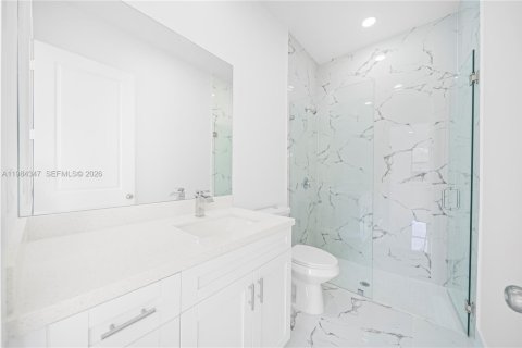 Купить виллу или дом в Лихай-Эйкерс, Флорида 3 спальни, № 2045662 - фото 19