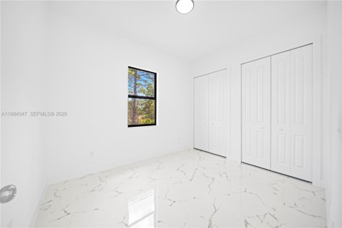 Купить виллу или дом в Лихай-Эйкерс, Флорида 3 спальни, № 2045662 - фото 6