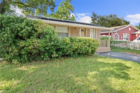 Villa ou maison à vendre à Tampa, Floride: 4 chambres, 120.4 m2 № 2285012 - photo 9