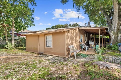 Villa ou maison à vendre à Tampa, Floride: 4 chambres, 120.4 m2 № 2285012 - photo 5