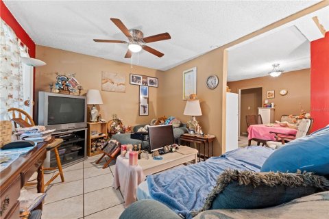 Villa ou maison à vendre à Tampa, Floride: 4 chambres, 120.4 m2 № 2285012 - photo 22