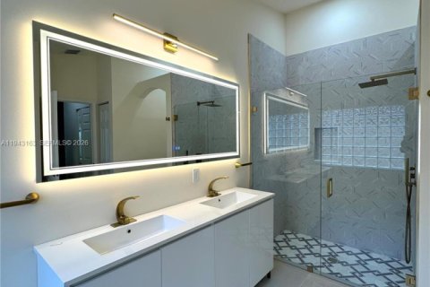 Villa ou maison à vendre à Boynton Beach, Floride: 3 chambres, 184.32 m2 № 2054389 - photo 10