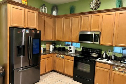 House in Boynton Beach, Florida 5 bedrooms, 288.55 sq.m. № 2184205 - photo 12