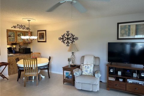 Condo in Sebring, Florida, 2 bedrooms  № 1838278 - photo 17