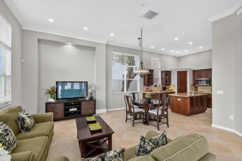 House in Wellington, Florida 4 bedrooms, 328.04 sq.m. № 2426746 - photo 23