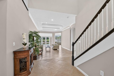 House in Wellington, Florida 4 bedrooms, 328.04 sq.m. № 2426746 - photo 7