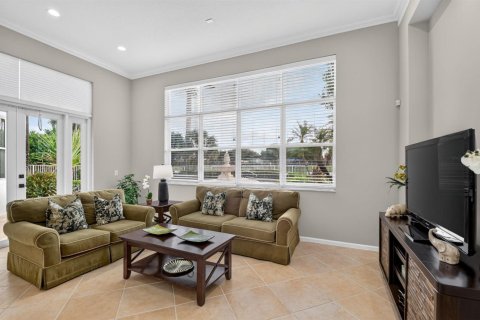 House in Wellington, Florida 4 bedrooms, 328.04 sq.m. № 2426746 - photo 21