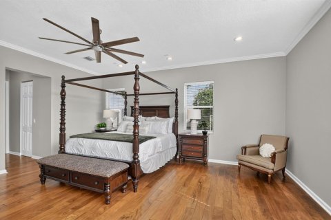 House in Wellington, Florida 4 bedrooms, 328.04 sq.m. № 2426746 - photo 29