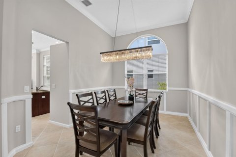 House in Wellington, Florida 4 bedrooms, 328.04 sq.m. № 2426746 - photo 11
