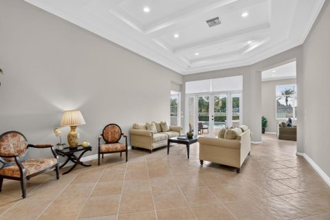 House in Wellington, Florida 4 bedrooms, 328.04 sq.m. № 2426746 - photo 25