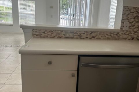 Apartamento en alquiler en Miramar, Florida, 3 dormitorios, 124.49 m2 № 2077467 - foto 21