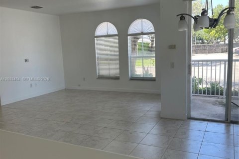 Apartamento en alquiler en Miramar, Florida, 3 dormitorios, 124.49 m2 № 2077467 - foto 13