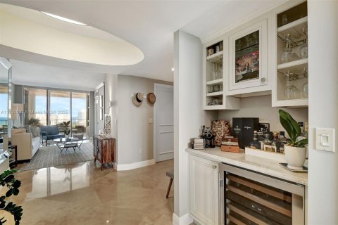Condo in Highland Beach, Florida, 2 bedrooms  № 1730150 - photo 6