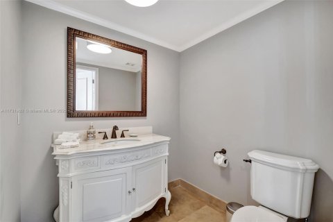 Condo in Highland Beach, Florida, 2 bedrooms  № 1730150 - photo 20