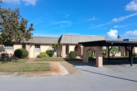 Condominio en New Port Richey, Florida, 2 dormitorios  № 2122769