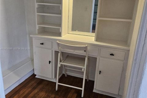 Снять в аренду кондоминиум в Майами-Бич, Флорида 37.16м2, № 2006507 - фото 11