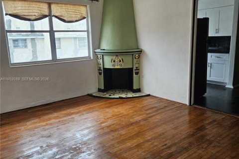 Снять в аренду кондоминиум в Майами-Бич, Флорида 37.16м2, № 2006507 - фото 9