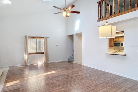 Adosado en venta en New Smyrna Beach, Florida, 2 dormitorios, 147.62 m2 № 1533115 - foto 11