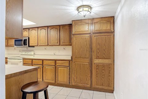 Adosado en venta en New Smyrna Beach, Florida, 2 dormitorios, 147.62 m2 № 1533115 - foto 7