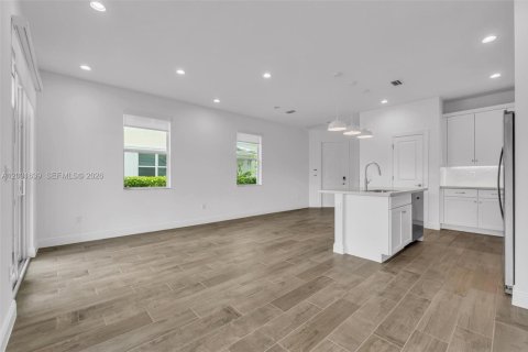Townhouse in Deerfield Beach, Florida 3 bedrooms, 175.4 sq.m. № 2086788 - photo 16