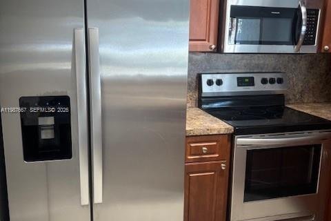 Condo in Coral Springs, Florida, 3 bedrooms  № 2058007 - photo 3