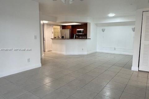 Condo in Coral Springs, Florida, 3 bedrooms  № 2058007 - photo 6