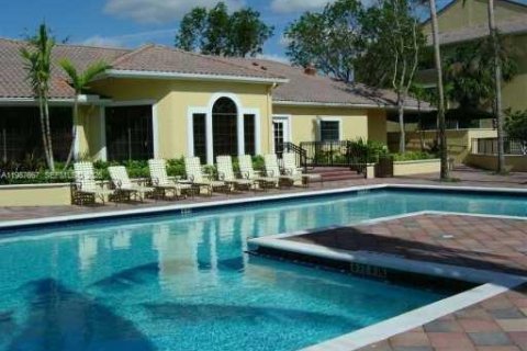 Condo in Coral Springs, Florida, 3 bedrooms  № 2058007 - photo 21