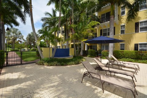 Touwnhouse à vendre à Delray Beach, Floride: 4 chambres, 219.99 m2 № 2251552 - photo 26