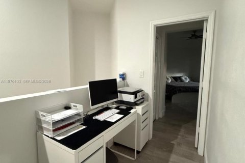 Copropriété à louer à Doral, Floride: 3 chambres, 146.51 m2 № 2040274 - photo 14